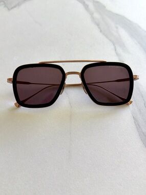 Dita Flight 006